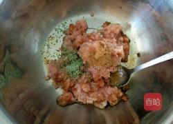 猪肉韭菜馅饺子的做法图解4