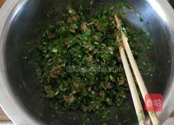 猪肉韭菜馅饺子的做法图解7