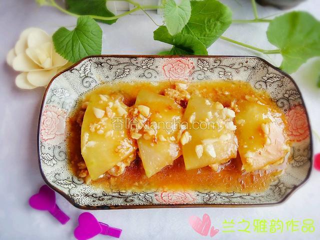 把汤汁浇冬瓜上面