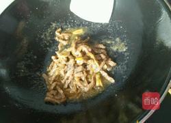 红萝卜丝炒牛肉丝的做法图解7