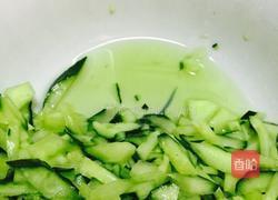 黄瓜饺子的做法图解3
