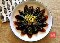 青椒拌皮蛋的做法图解4