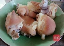 啤酒焖猪蹄的做法图解3