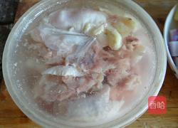 土豆炖鸡的做法图解1