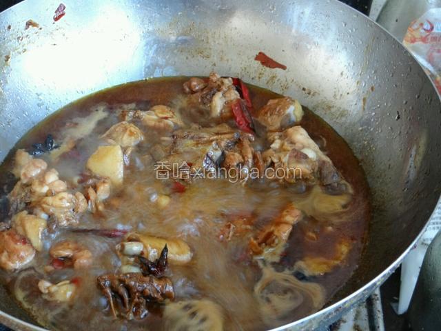 加入开水！没过肉就可以了