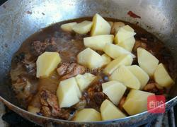 土豆炖鸡的做法图解8