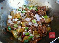 土豆炖鸡的做法图解10