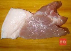 白菜猪肉炒木耳的做法图解2