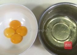 抹茶瑞士卷的做法图解2