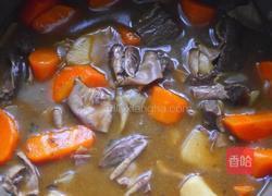 咖喱牛腩焖土豆的做法图解6