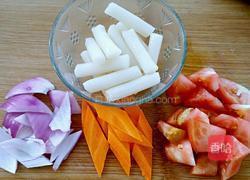 番茄炒年糕的做法图解1