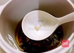 枸杞红枣乌鸡汤的做法图解6