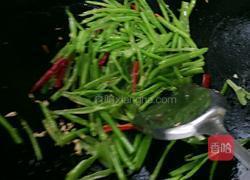 炒空心菜梗的做法图解7