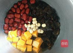 莲子红枣汤的做法图解4