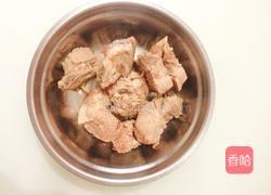 苦瓜玉米排骨汤的做法图解3