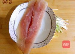 香辣豆豉蒸鱼的做法图解1