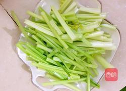 泡椒芹菜牛肉丝的做法图解4