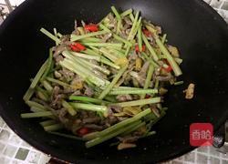 泡椒芹菜牛肉丝的做法图解9