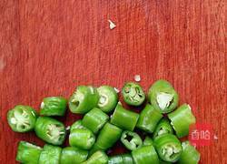 线椒炒鸡蛋的做法图解3