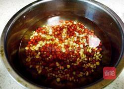 养颜粥的做法图解1