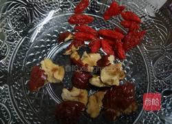 燕窝炖黄花胶的做法图解6