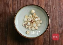 红豆莲子百合糖水的做法图解3