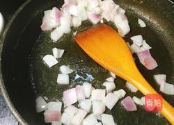 奶油培根蘑菇意面的做法图解9