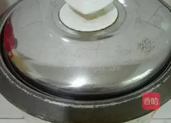 Illustration of how to make meat cake soup 6