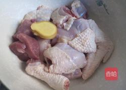 人参鸡汤的做法图解1