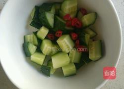 腐竹黄瓜清拌花生米的做法图解4