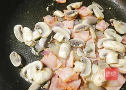 奶油培根蘑菇意面的做法图解11
