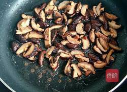 腊味香菇焖饭的做法图解5