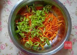 凉拌胡萝卜丝的做法图解5