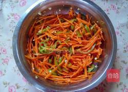 凉拌胡萝卜丝的做法图解7