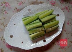 芝麻酱拌黄瓜的做法图解2