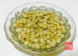 葡萄干豆浆的做法图解2