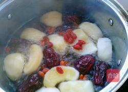 红枣枸杞苹果汤的做法图解6