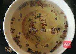 猪肉白菜馅饺子的做法图解1