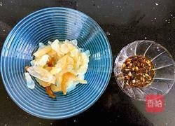 凉拌海蜇头的做法图解2