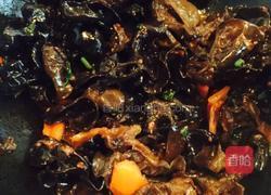 油菜炒木耳的做法图解4