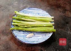 蚝油芦笋的做法图解1