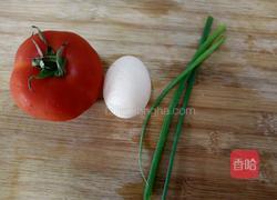 番茄蛋花汤的做法图解1