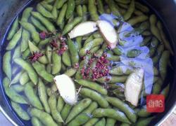 煮毛豆的做法图解2