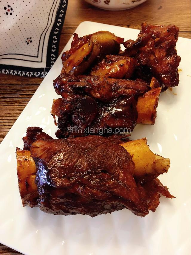 最后大火收汁，装盘准备食用