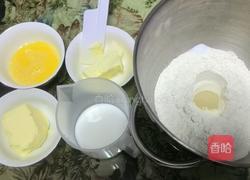 自制面包的做法图解1