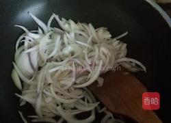 洋葱炒胡萝卜的做法图解2