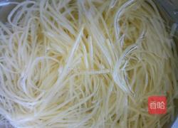呛拌香菜土豆丝的做法图解3