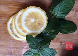 薄荷水的做法图解1