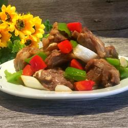 辣椒炒排骨的做法[图]