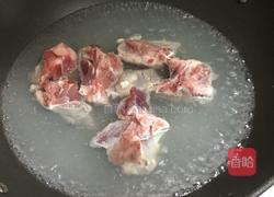 排骨莲藕汤的做法图解1